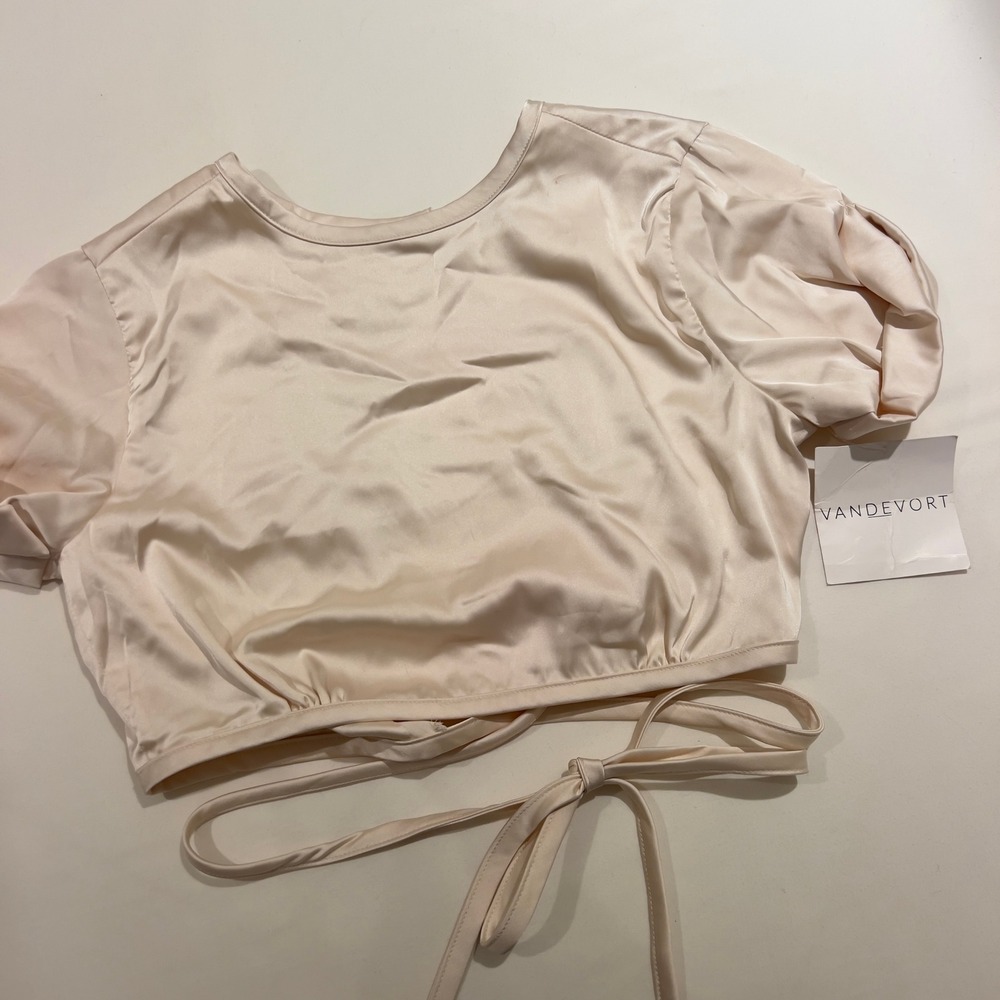 Vagabond Raquel Tie Crop Top Cream Satin Puff Sleeve Open Back Small NWT